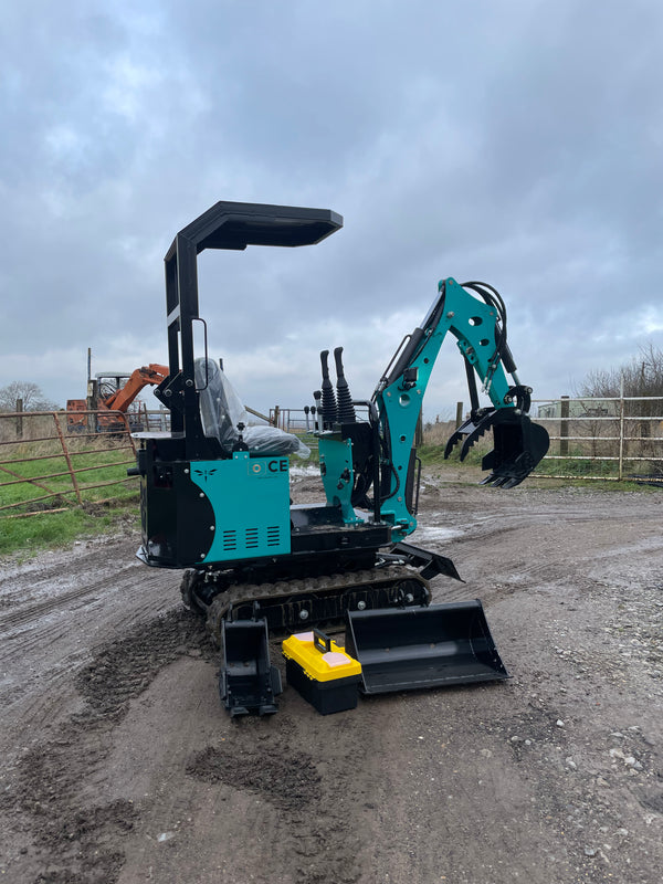 2024 LE0.8ton mini digger with 3 buckets +swing boom+mechanical thumb